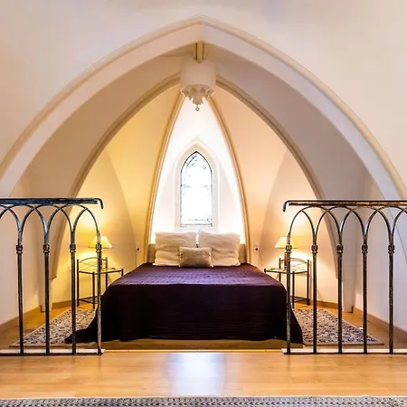 66c2 Unique For 6 In A Castle With Pool