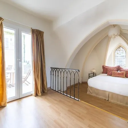 아파트 66c2 Unique For 6 In A Castle With Pool *